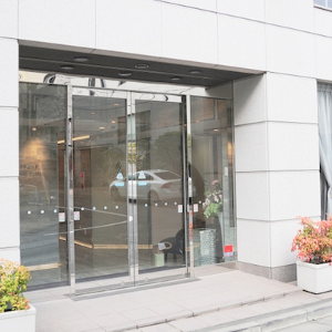 表参道メディカルクリニックの入り口